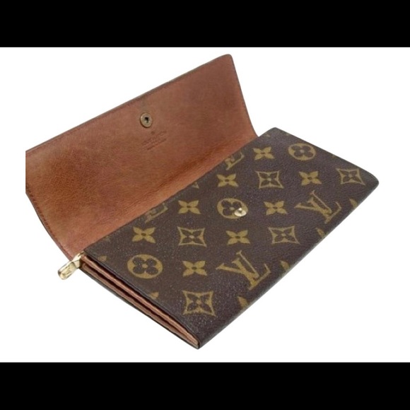 🌺SOLD🌺LOUIS VUITTON SARAH WALLET🌺7.5X1X4🌺 - Picture 4 of 8